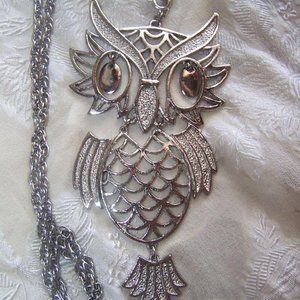 Vintage Owl Pendant Necklace Chain Silver Tone